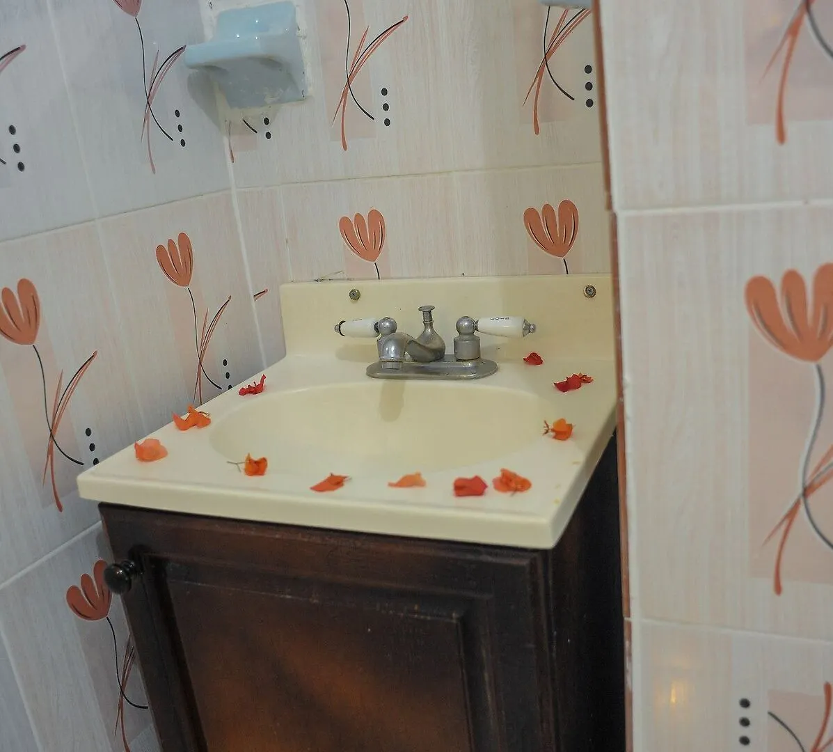 Glorianna Hotel Бухта Монтего