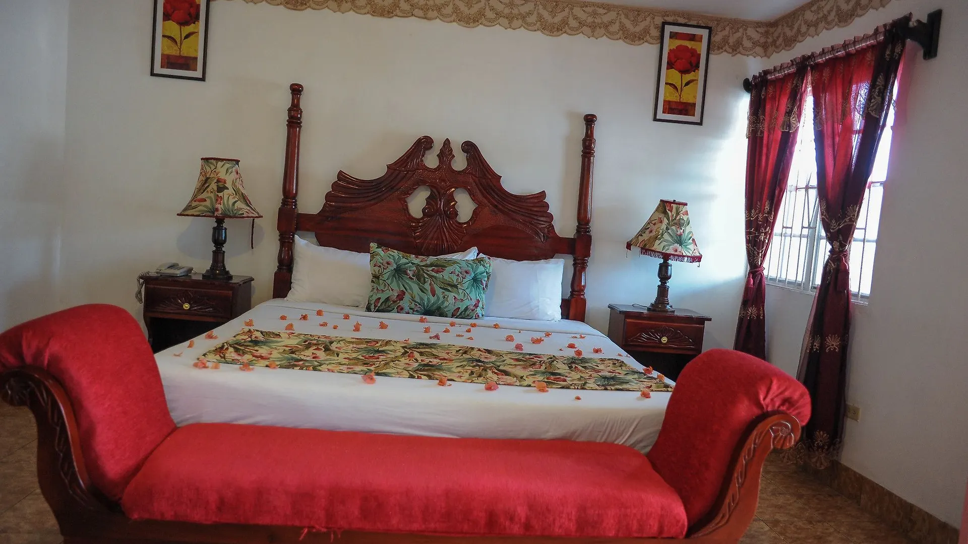 Glorianna Hotel 蒙特哥贝 3*,